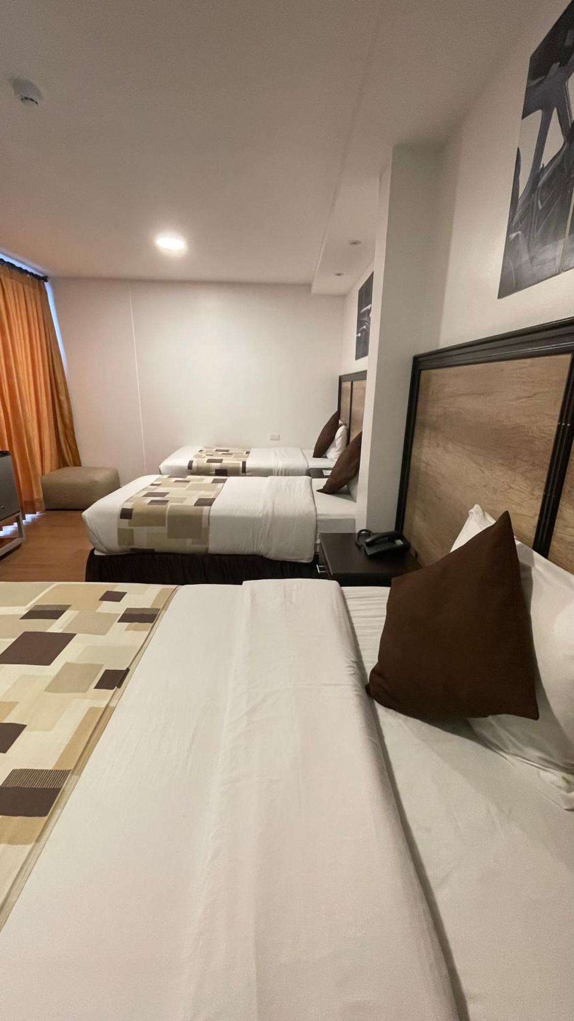 Air Suites Hotel Boutique Quito Exterior photo