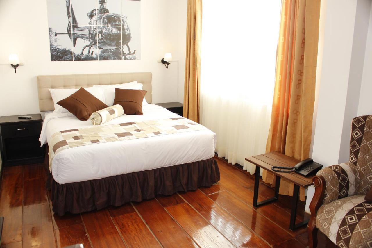 Air Suites Hotel Boutique Quito Exterior photo